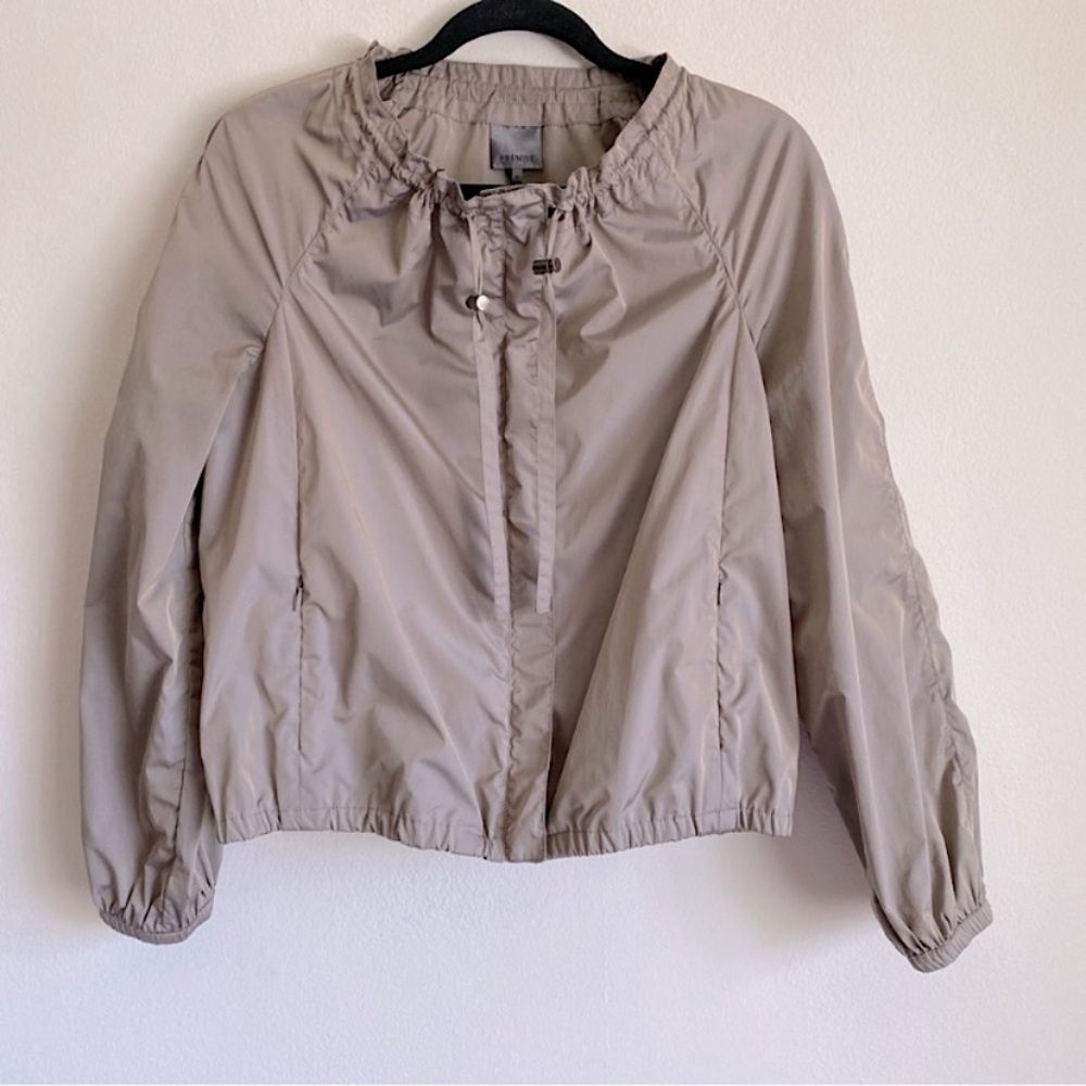 PREMISE LIGHTWEIGHT CROPPED DRAWSTRING NECKLINE ZIP UP JACKET INDIE CHIC Taupe M
